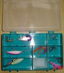 Krabička s rybárskymi drobnosťami