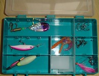 Krabička s rybárskymi drobnosťami
